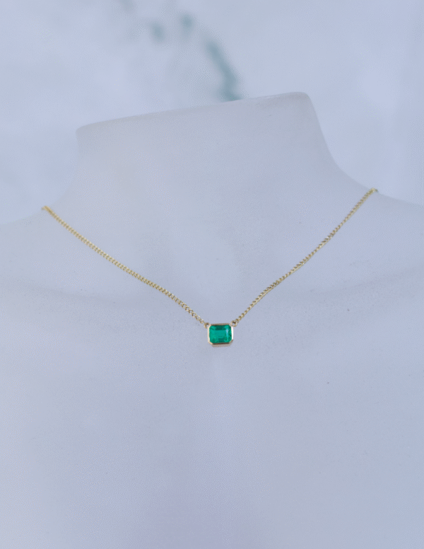 Linea Emerald - Image 2